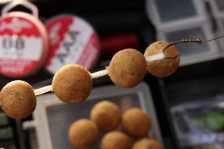 Taśma Pva Korda Kwik Melt Tape 5mm 40m - 2