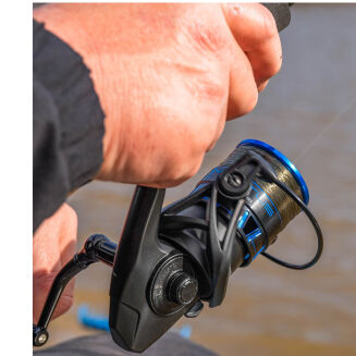 Kołowrotek Preston Invictus 320 Reel - 5