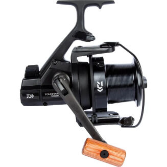 Kołowrotek Daiwa Tournament S 5000 BE (Black Edition) - 2