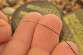 Plecionka Korda Kamo Camouflaged Coated 15lb 20m - 2