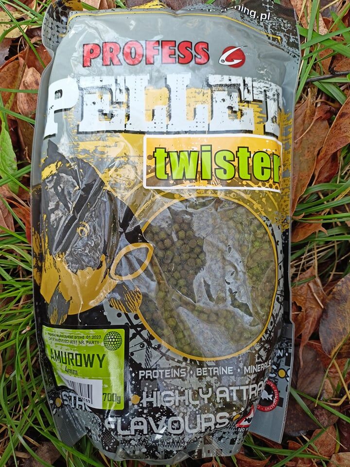 Pellet zanętowy Profess 0,7kg - Amurowy, 4mm