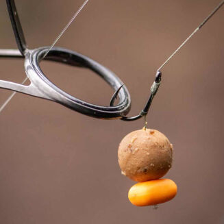 Przypony Fox Carp Ready Rigs x3 - Wide Gape - 2 25lb - 4
