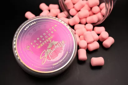 Dumbells Wafters Forgotten Flavours 15mm - Strawberry