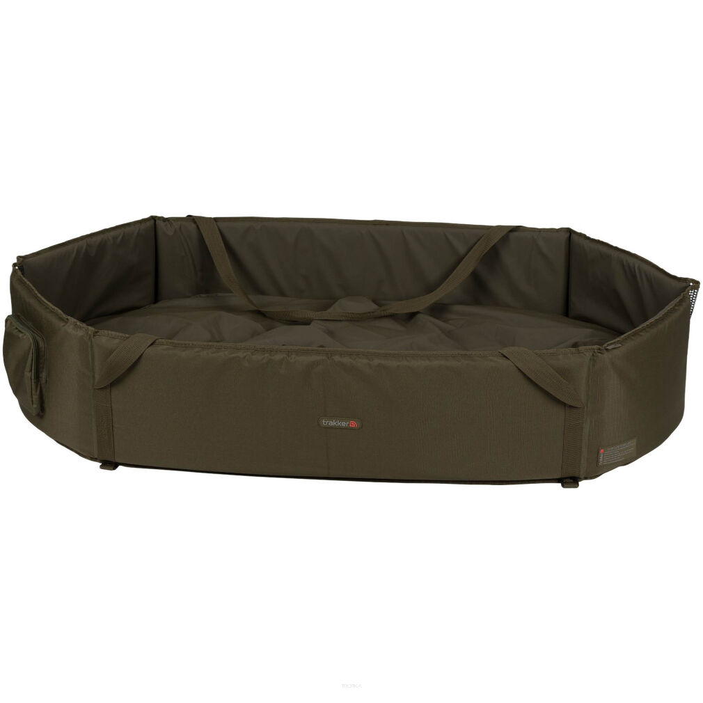 Mata Trakker Sanctuary Deluxe Oval Crib