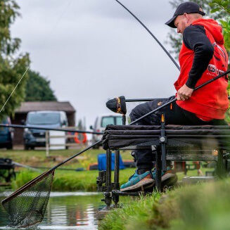 Sztyca Guru N-Gauge Pro F1 Net Handle 2,7m - 3