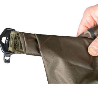 Pokrowiec Na Łóżko Nash Subterfuge Waterproof Bedchair Bag - 3