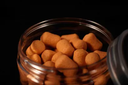 Dumbells Wafters Forgotten Flavours 15x12mm - Scopex Squid Orange