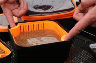 Sitko do pelletu Guru Bait Strainer 3 pint  GBS3
