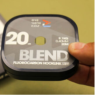 Fluorocarbon One More Cast Blend Fluorocarbon Hooklink Stiff 0,40mm 20lb 20m - 3