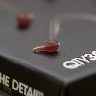 Pozycjonery One More Cast Dazzlers Worm Brown Long Distance Hookbead - Small - 2